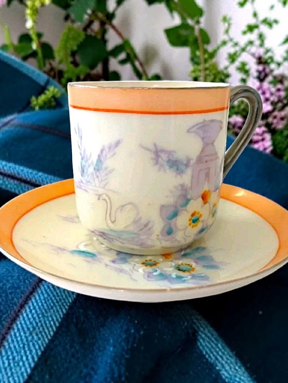 Lustreware Demitasse Espresso‎ Cup Saucer Hotta Yu Shoten Moriage Swans Floral.